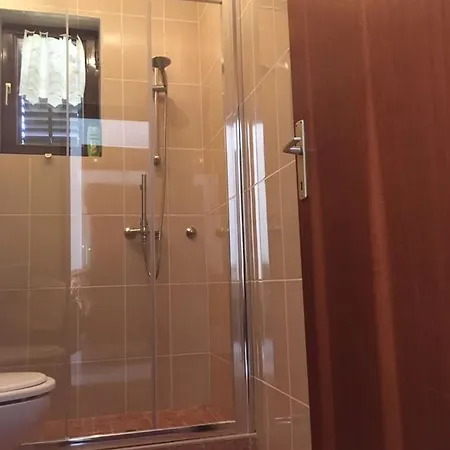 Kate's Lägenhet Tisno